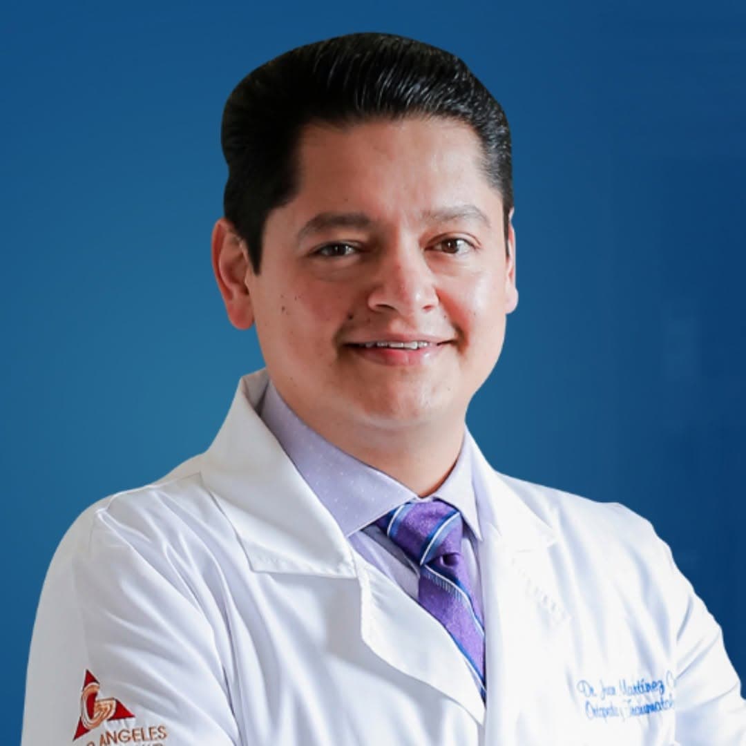 Dr. Juan Martínez Caamaño, orthopedic surgeon