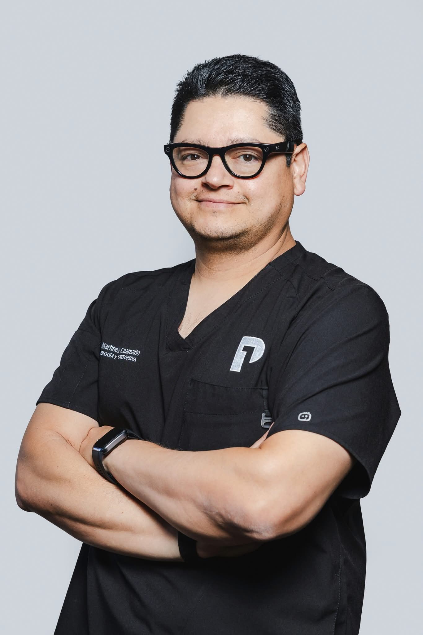 Dr. Juan Martínez Caamaño, cirujano ortopedista